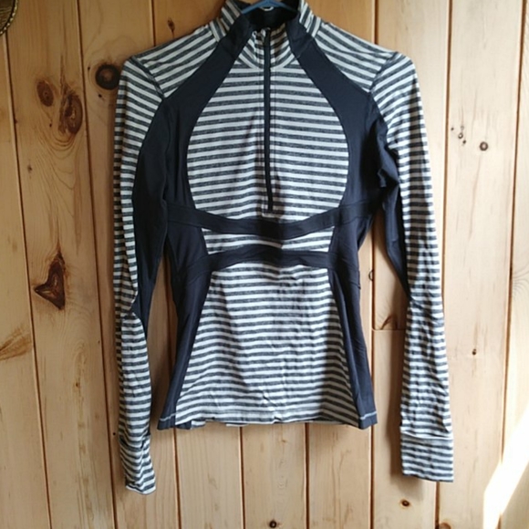 lululemon athletica Sweaters - Lululemon zip up sweater